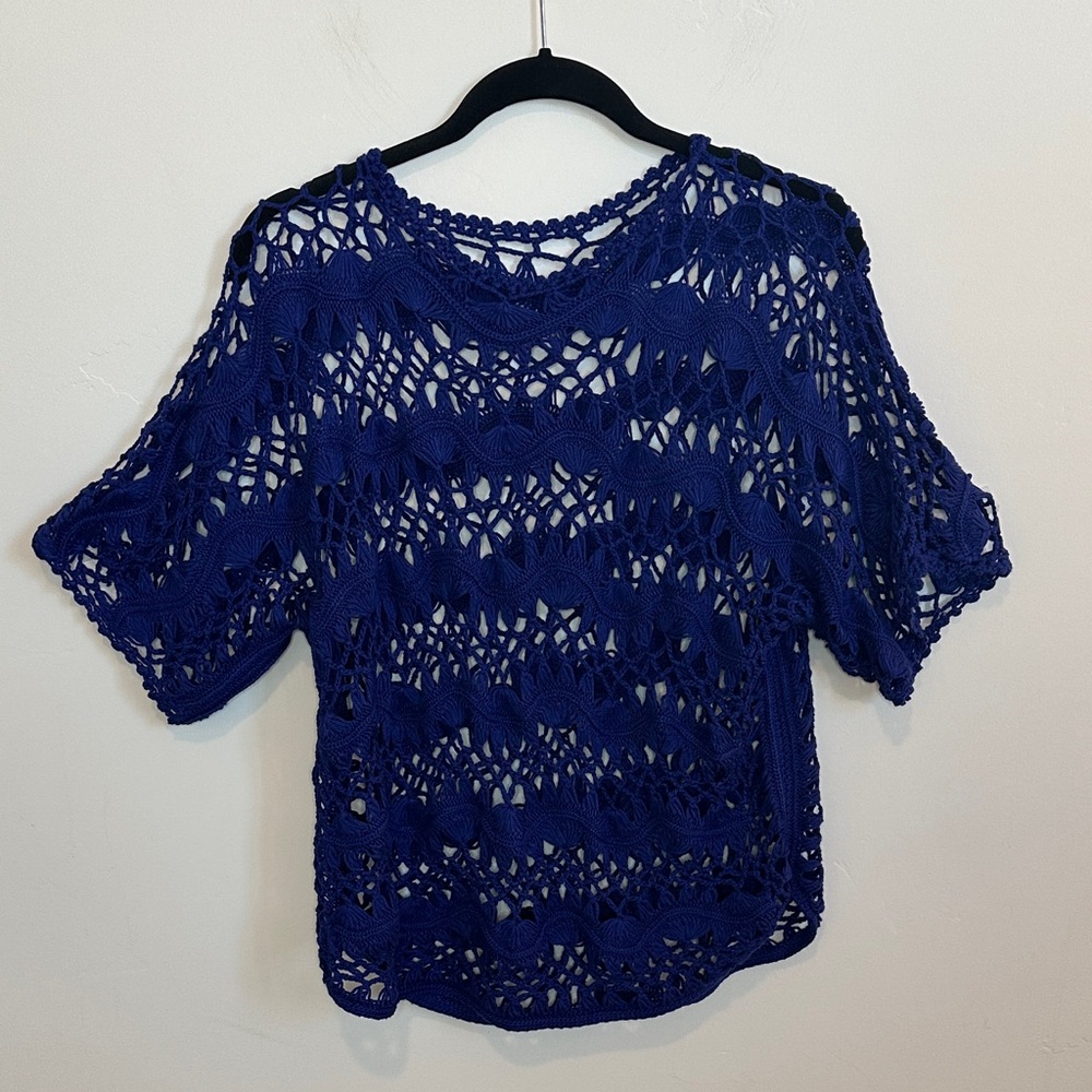 Chico’s Crochet Open Weave Top Royal Blue Misses Size Medium / Chico’s Size 1